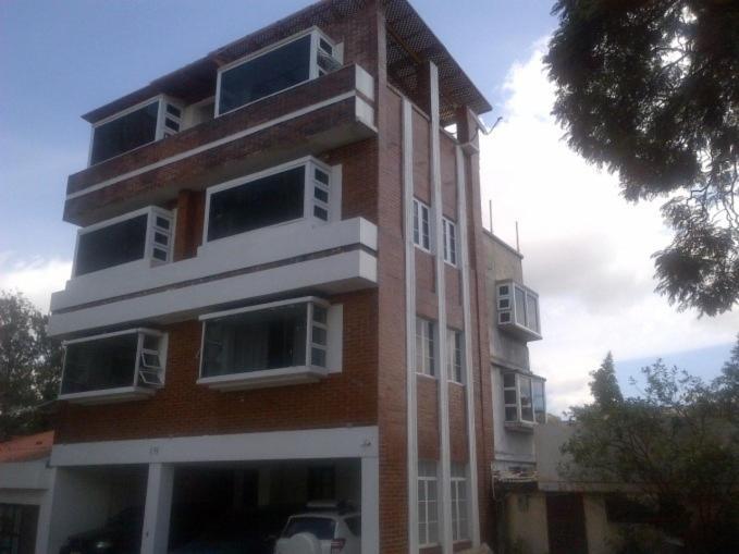 Apartamentos Comodos Cerca Del Aeropuerto Guatemala City Exterior photo