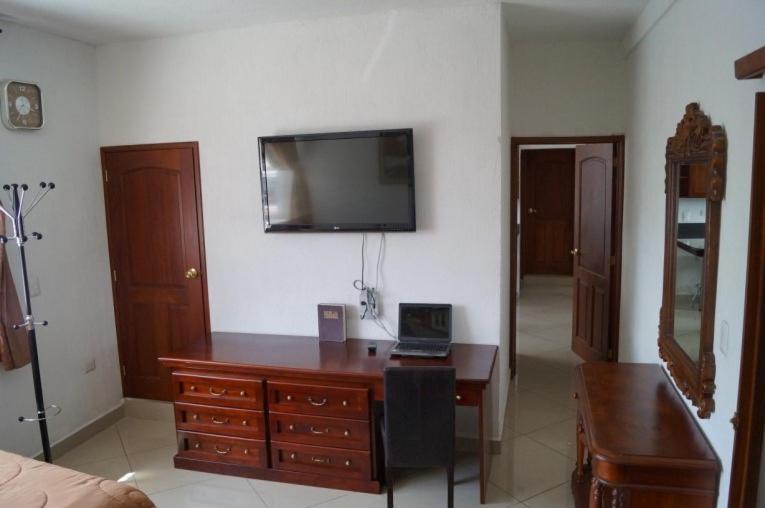 Apartamentos Comodos Cerca Del Aeropuerto Guatemala City Exterior photo