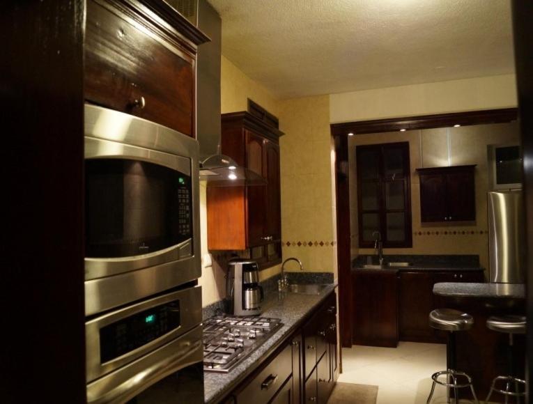 Apartamentos Comodos Cerca Del Aeropuerto Guatemala City Exterior photo